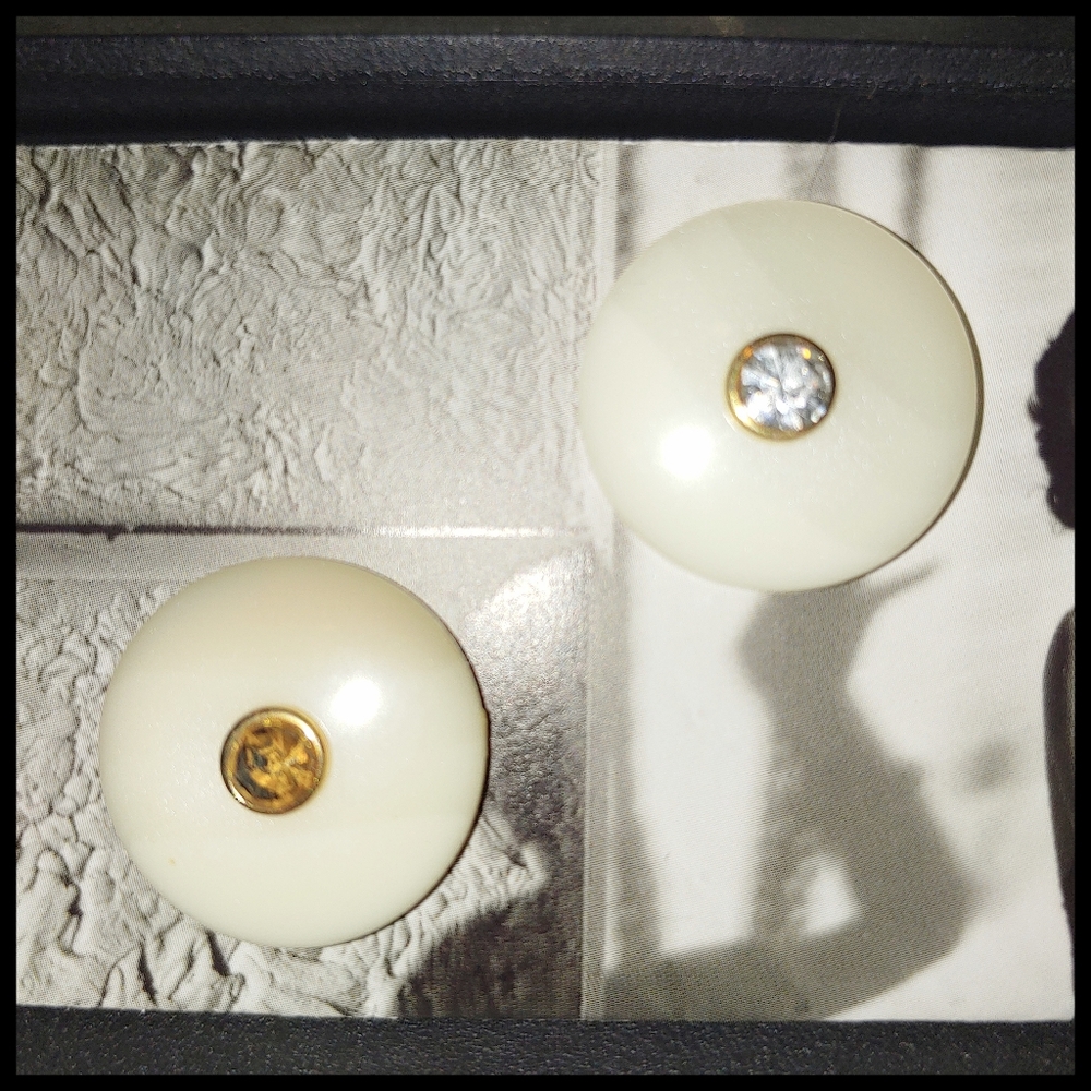 Vintage Earrings for Repair or Craft - Picture 4 of 5